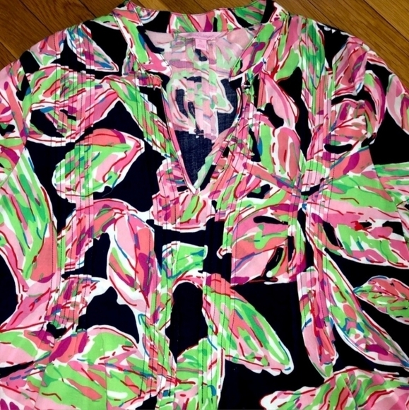 LILLY PULITZER Blouse Pull Over Navy Pink Green Floral Women's XS Designer EUC - Picture 7 of 13